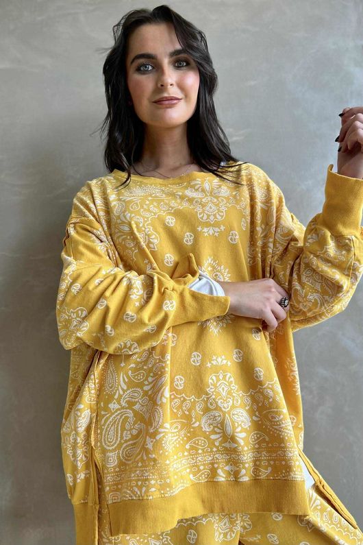 Bandana B Chill Sweatshirt Lemonade